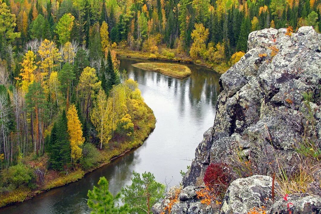 Красноярский край читать. Река Чадобец Красноярский край. Чадобец река Кежемский район. Кодинск река Ангара. Кежемский район Тайга.