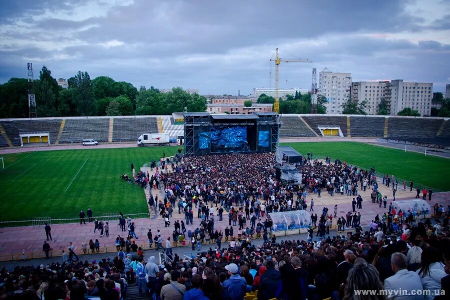 Пятигорск стадион. Стадион Пятигорск. Центральный городской стадион (Винница). Стадион Центральный Пятигорск. Стадион Центральный Пятигорск концерт.