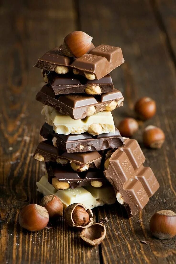 Натс шоколад. Hazelnuts шоколад. Красивый шоколад. Шоколадные сладости.