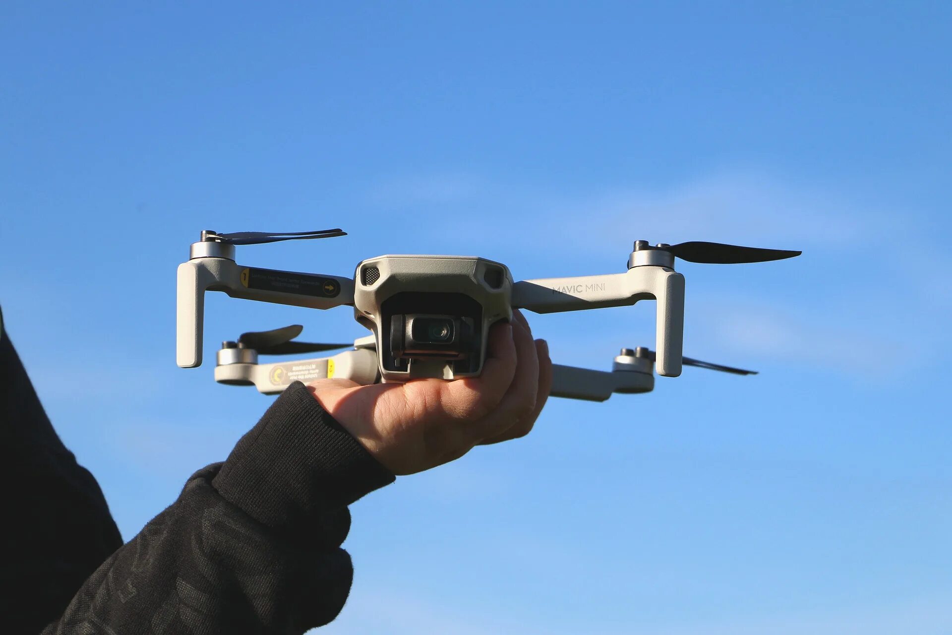 Как запустить дрон dji. Dji mavic mini 3. бпла dji «mavic-3t». бпла pd-100 black hornet «черный шершень». дронов dji.
