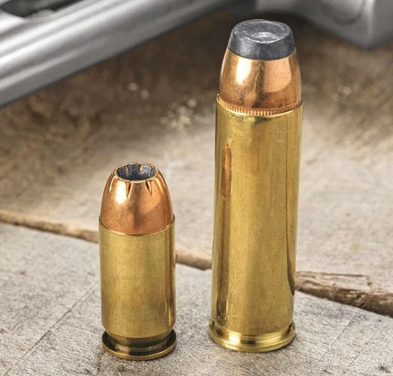 Патрон. Sw 500 magnum револьвер. Sw 500 magnum. 500 магнум пуля. 500 патронов.