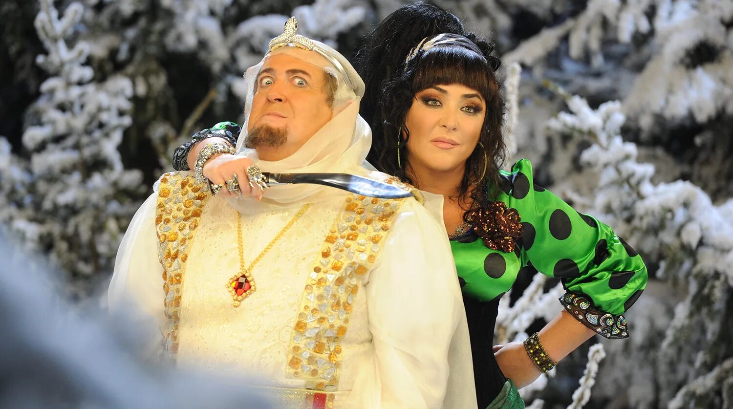 Новогодний мюзикл золушка 2018. Новогодний мюзикл "красная шапочка" 2012. Новогодние мюзиклы со звездами по годам. Верка сердючка мюзикл красная шапочка. Новогодние мюзиклы на 1.