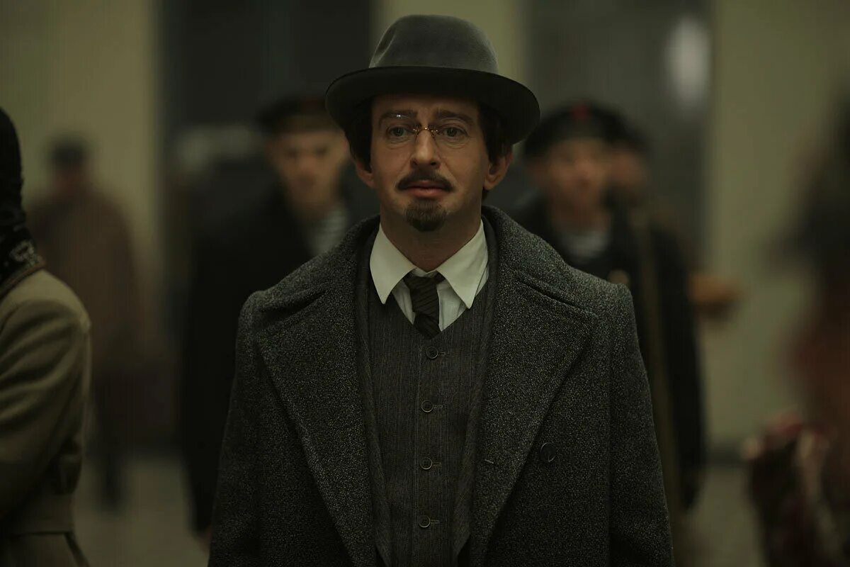 Хабенский играет троцкого. Хабенский играет троцкого. Хабенский играет троцкого. Хабенский играет троцкого. Хабенский играет троцкого.