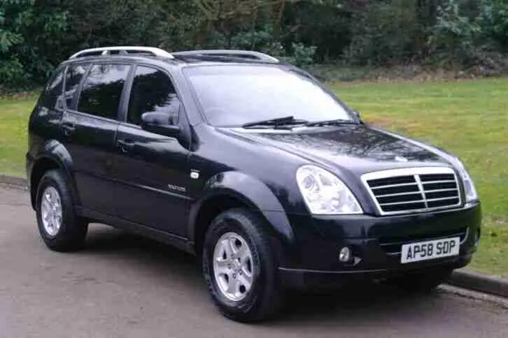 Санг енг рекстон 2 купить. Rexton rx270. SSANGYONG Rexton 2009. Саньенг Рекстон 270. Санг Йонг Рекстон rx270.