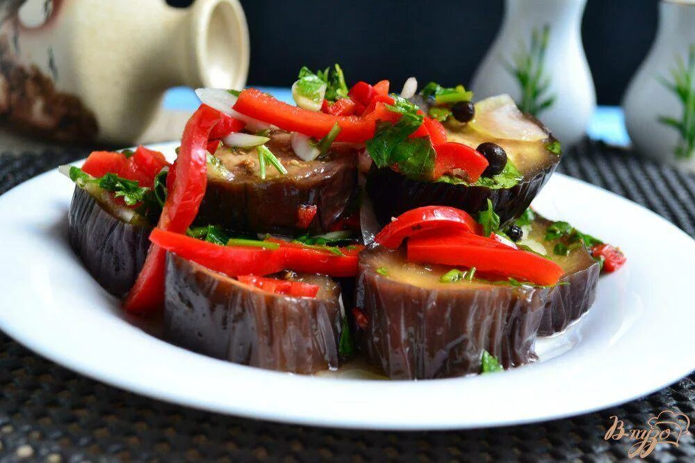 Баклажаны и перец рецепты быстро и вкусно. Закуска из баклажанов. перцы и баклажаны. быстрая закуска из баклажанов. закуска из баклажанов по-болгарски.
