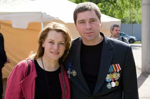 Биография маховикова актера. Лариса шахворостова и сергей маховиков. жена сергея маховикова лариса шахворостова. лариса шахворостова и сергей маховиков дети. сергей маховиков жена шахворостова.