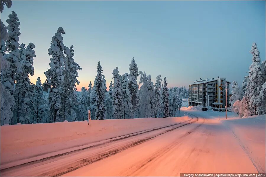 Финляндия январь. Дороги Северная Финляндия. Финляндия дороги в Лапландии. Финляндия зимой. Зимние дороги в Финляндии.