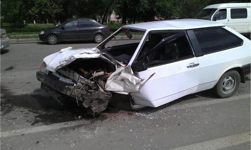 разбитая восьмерка