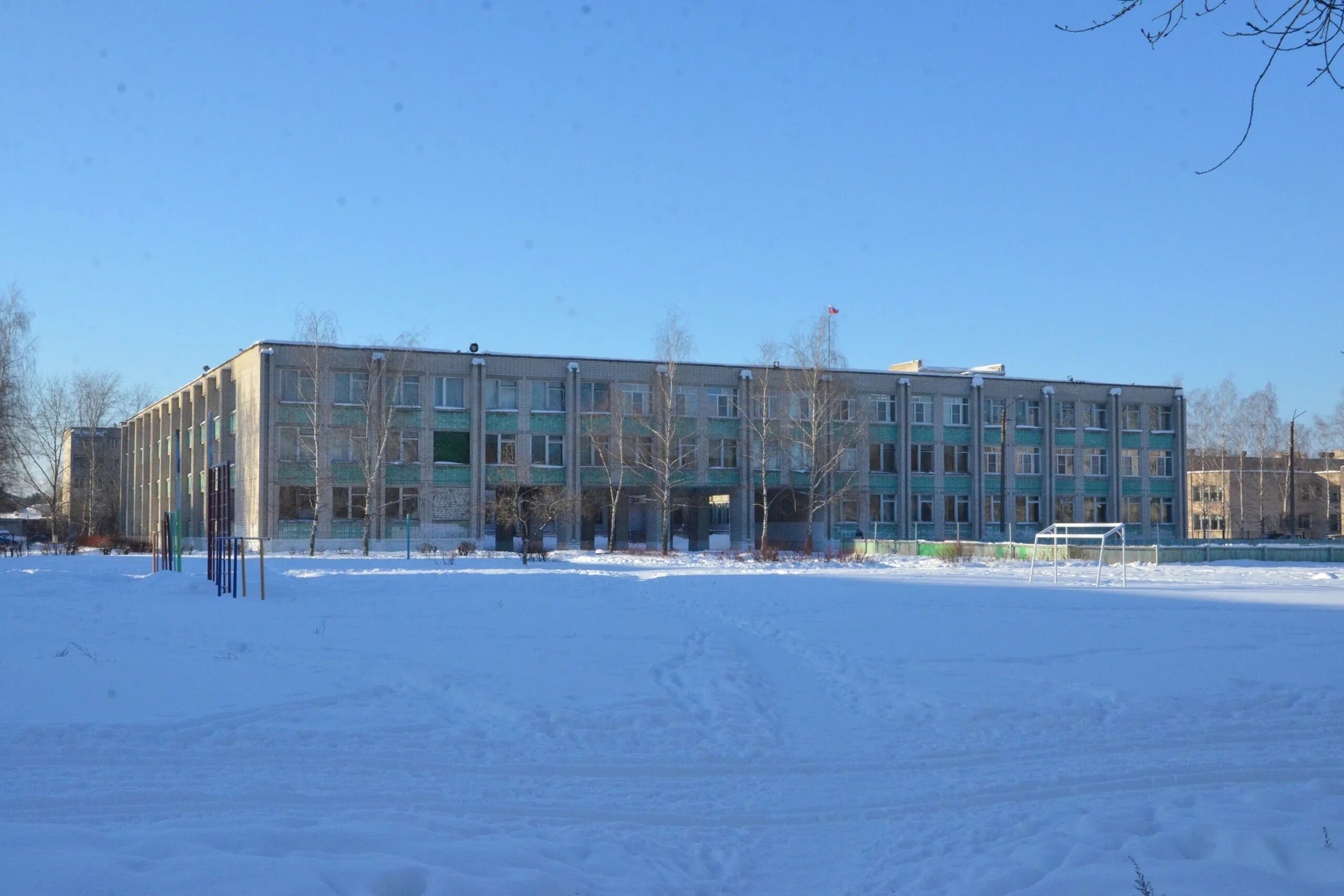 Школа 10 дзержинск. Школа 35 Дзержинск. Школа 17 Дзержинск Нижегородской области. Школа 23 Дзержинск Буденного 17. Школа 35 Дзержинск Нижегородская область.