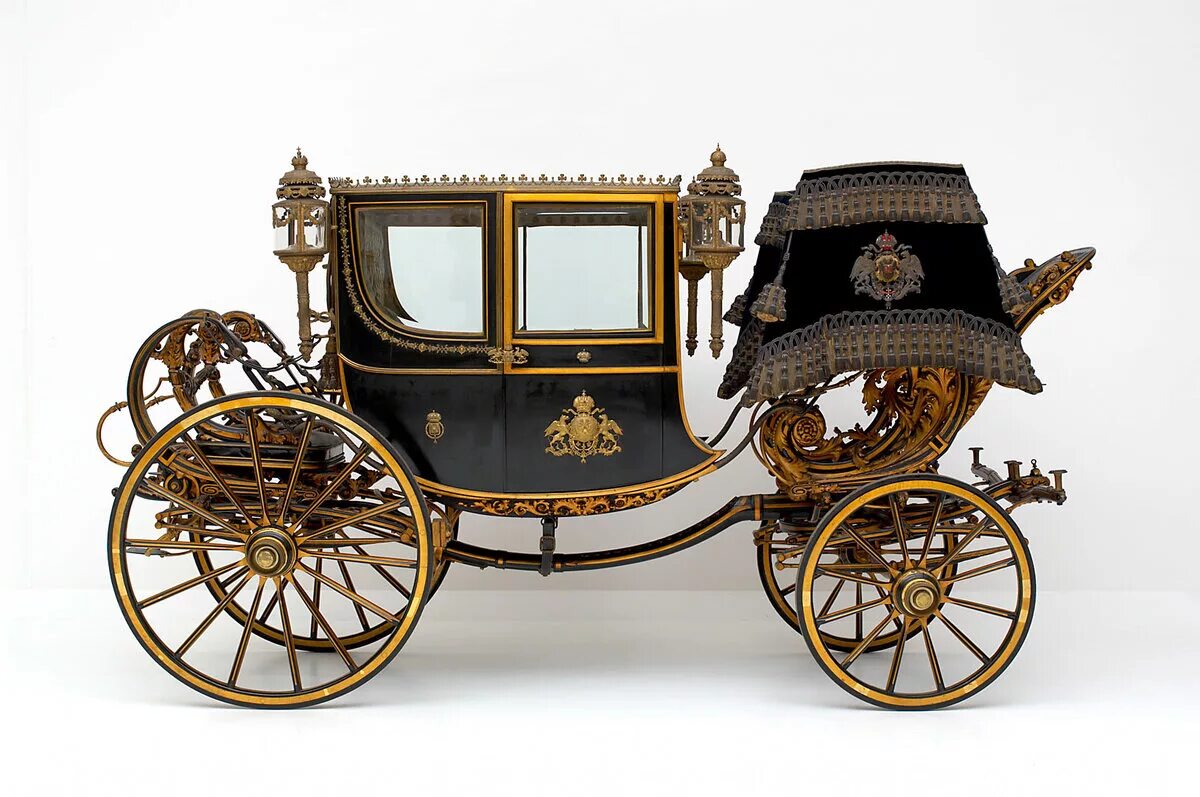 парижский фиакр 19 века. карета 19 века россия вид сбоку. королевская карета франции 19 века. царская карета 17 века. карета россия 18 век.