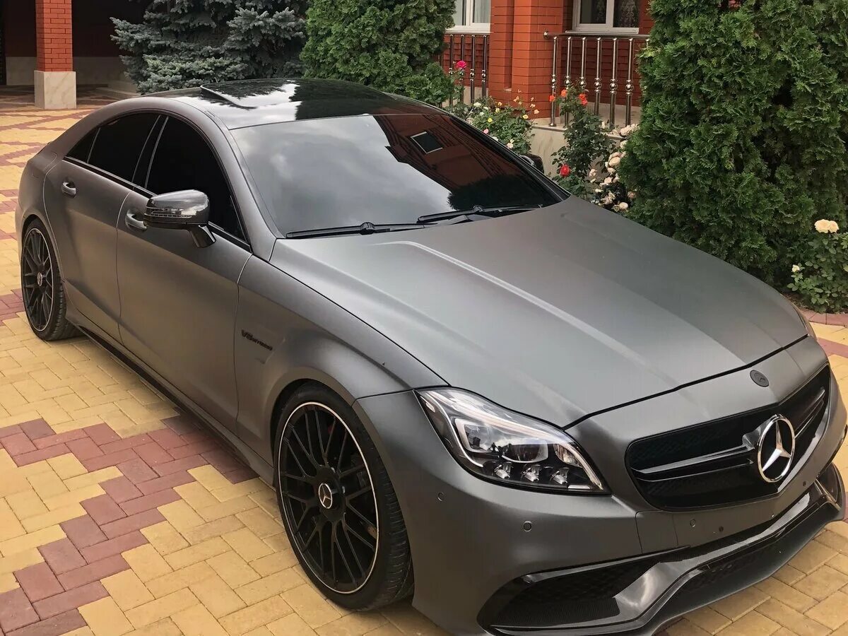 Мерседес CLS 63 черный матовый. Мерседес CLS 63 AMG матовый. Мерседес CLS 63 AMG серый матовый. Mercedes Benz GLS 63 AMG матовый черный. М5 цвет асфальт