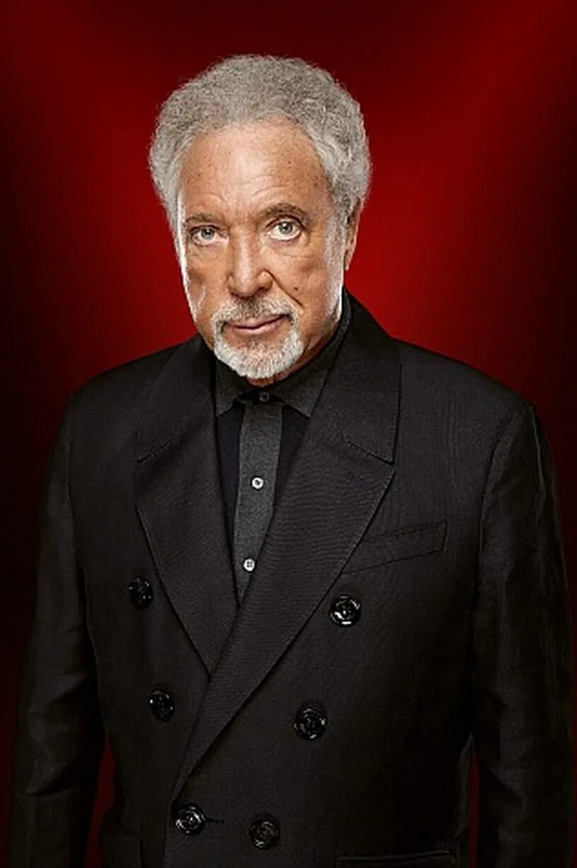 Tom jones. Том кэри. Певец джонс. Tom johns. Sir tom jones.