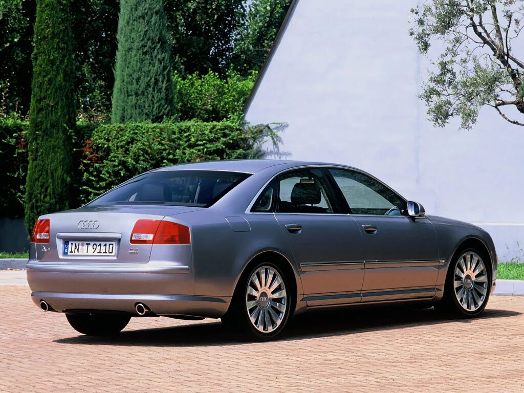 Audi a8 d3. Ауди а 8 2004. Ауди s8 2004. Audi a8 2001 w12. Ауди а 8 2004.