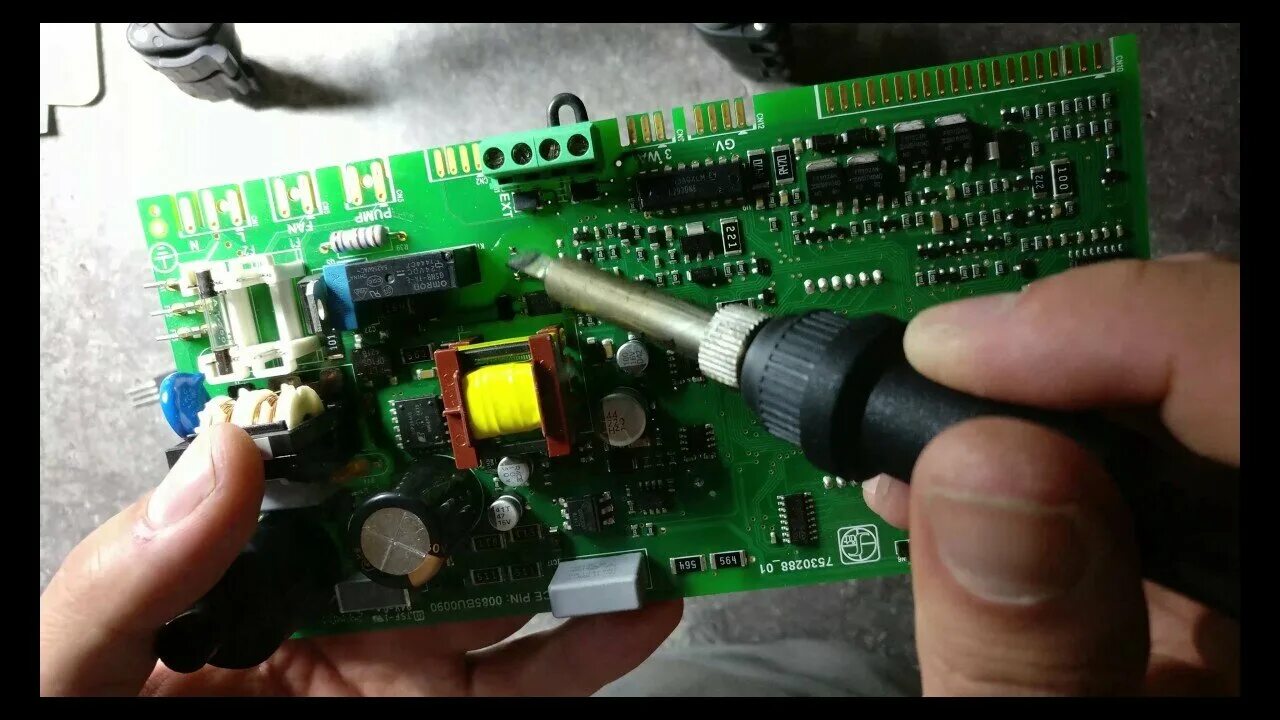 Demrad kalisto bk d 120 плата управления. Плата котла аристон 740190001706. Плата управления газового котла электролюкс. Электронная плата управления для котлов baxi. Стенд для ремонта плат управления газовых котлов.