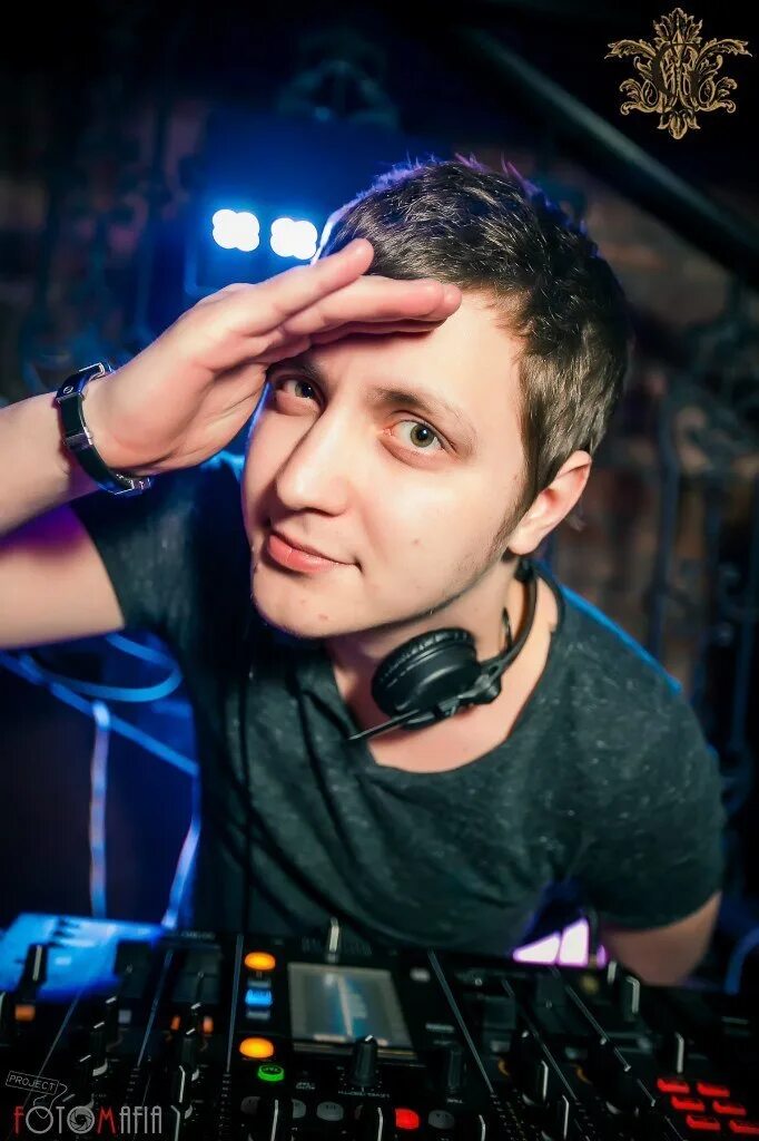 Dj алекс. Dj алекс владикавказ. Диджей алекс фото. Dj alex ch saransk dj кучерявый. Dj alex ch saransk dj кучерявый.