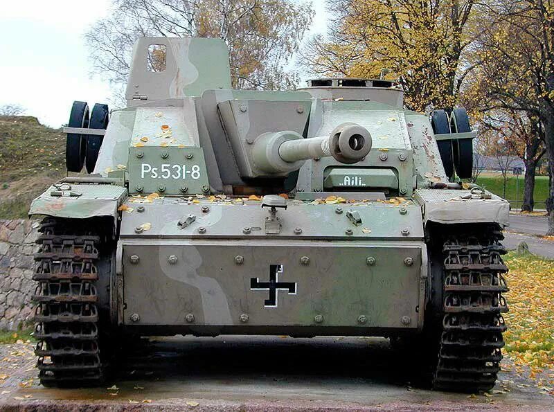 Немецкая техника 2 мировой. Немецкая техника. Бронеавтомобиль sd kfz 231. Танк леопард вмв. Panzerjager 35r.