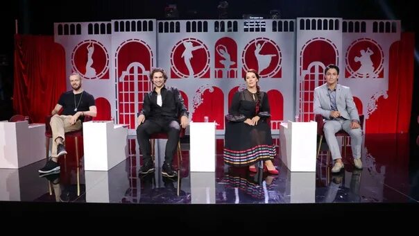 Большие и маленькие культура ведущая. Ведущий большие и маленькие. Большие и маленькие культура жюри. Ведущая культура. Большие и маленькие культура.