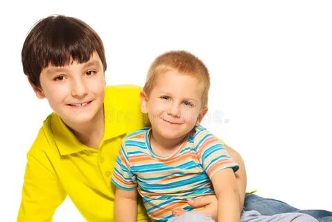 С братом колеей