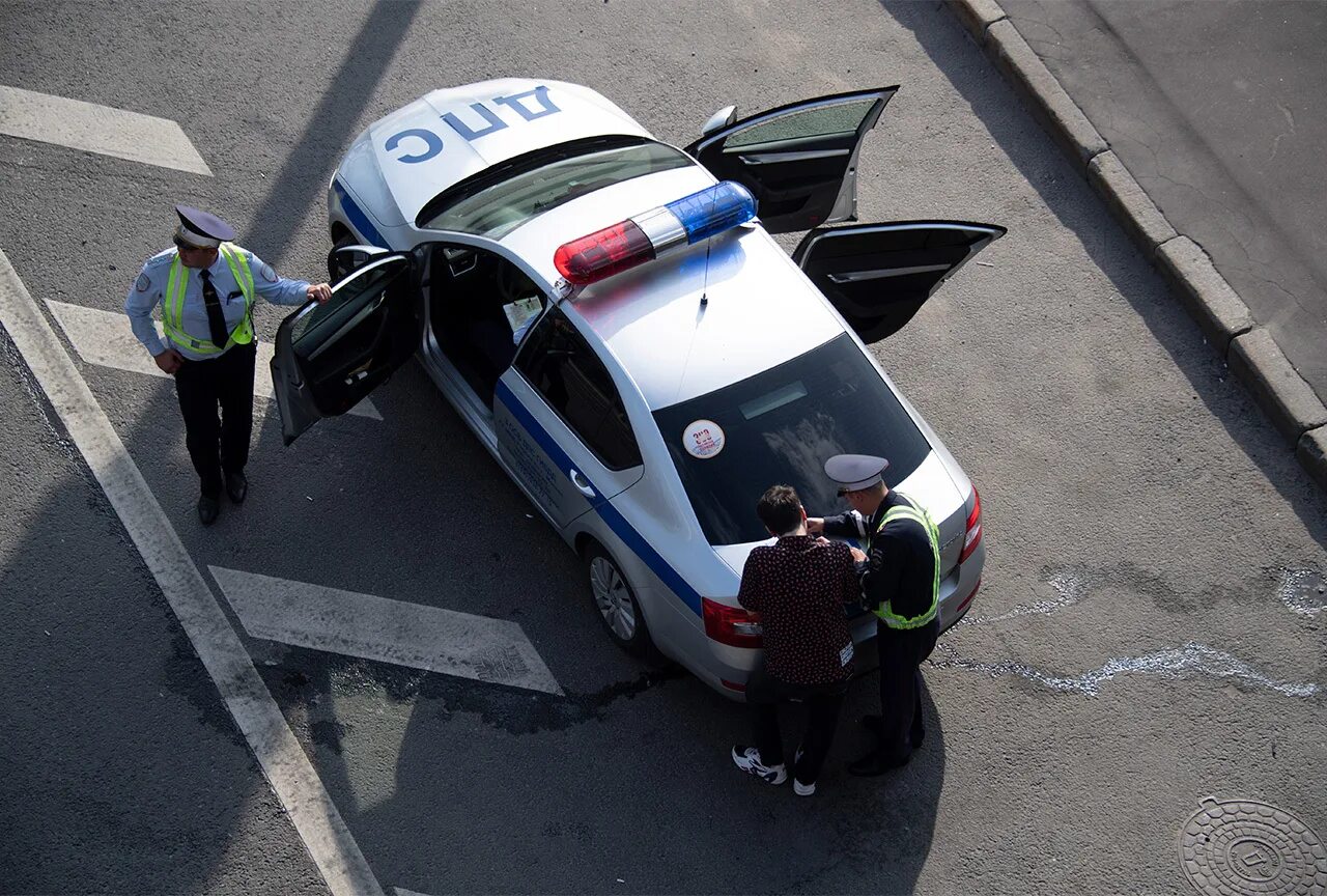 Дпс нарушения пдд. Полицейская машина. машина &quot;полиция&quot;. нарушение пдд. автомобильные штрафы.