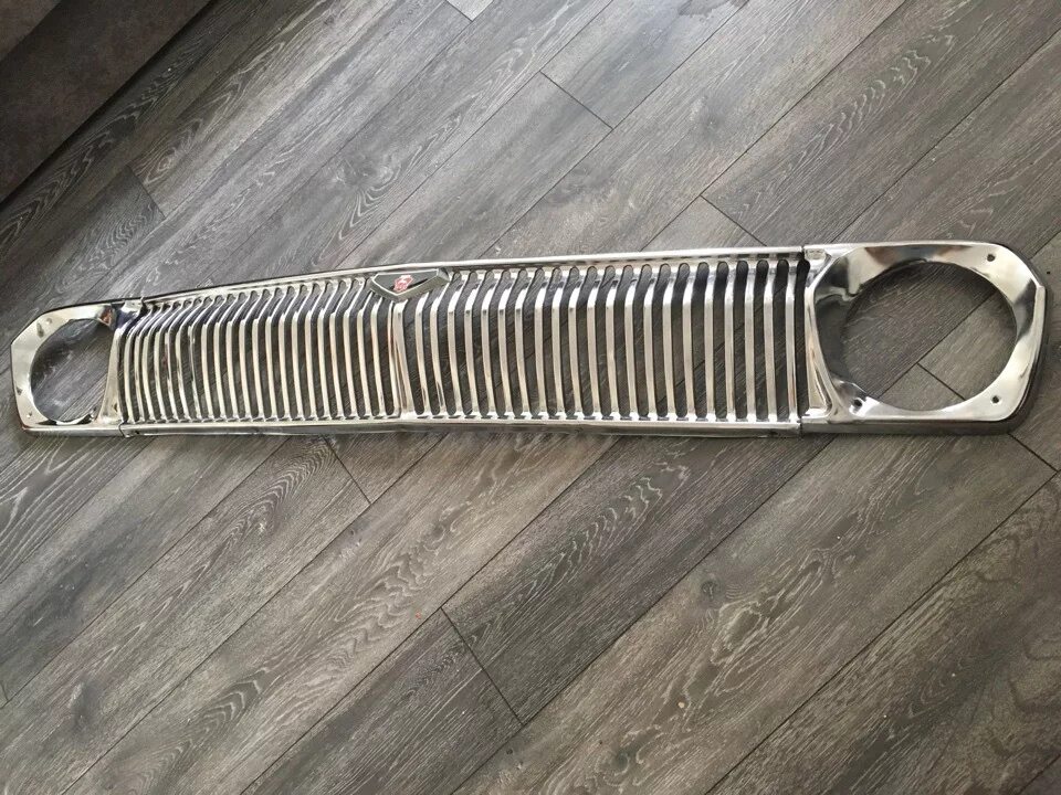 24 решетка. 24 решетка. Хромированная решетка радиатора на волгу 24. Газ 24 чарджер решетка решетка. Решетка радиатора газ 24 хром.