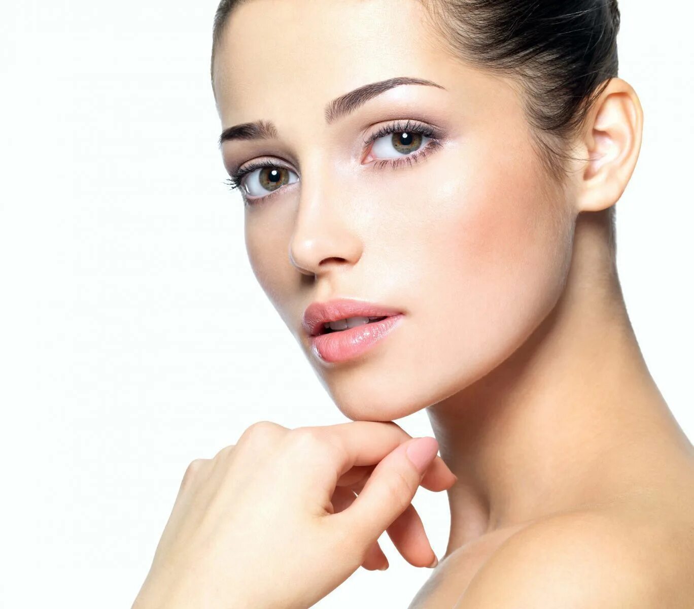 Губы анджелины джоли. Анджелина джоли ван фаз. Как стать идеалом красоты. Скарлетт йоханссон косметика. Джоли анфас.