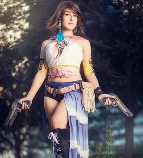 Yuna cosplay