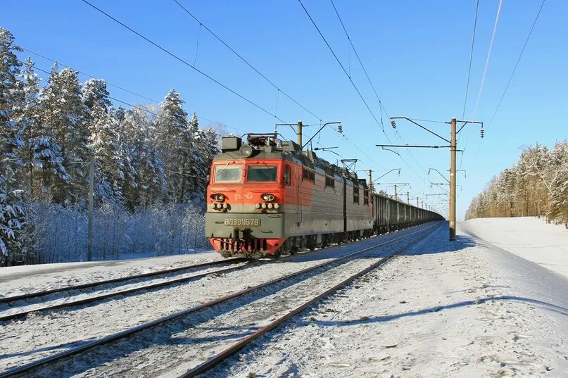 Электричка среднесибирская тальменка. Вл80с Запсиб Алтайская. Станция Среднесибирская. Вл80с зимой. Вл10 Западно-Сибирская железная дорога.