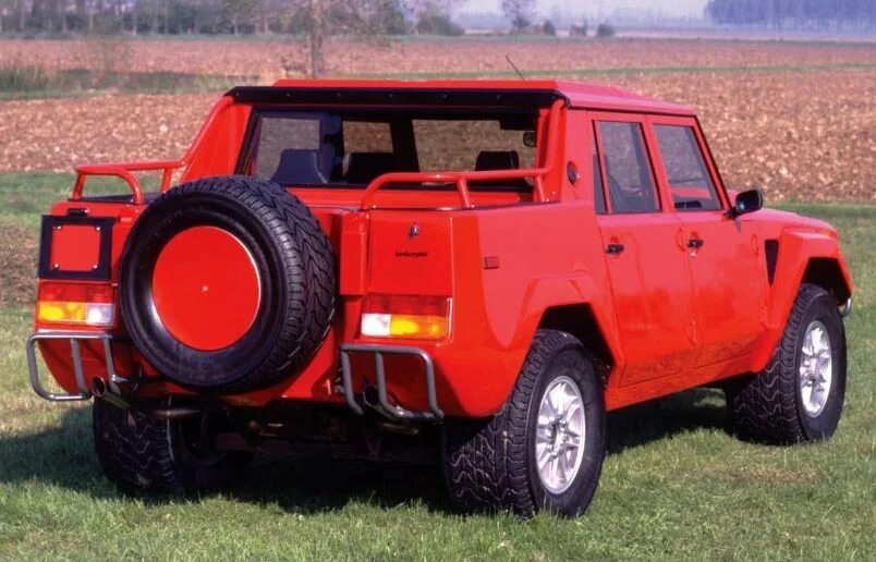 Lamborghini lm002 2020. Lamborghini lm002 2018. Lamborghini внедорожник lm002. ламборджини джип лм 002. ламборгини лм 002.