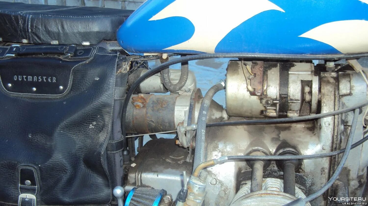 Стартер на мотоцикл урал. Мотоциклы со стартером. Стартер генератор на мотоцикл урал. Урал с электростартером. Электростартер на мотоцикл урал.