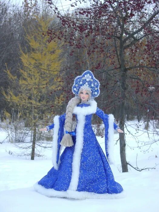 поделка снегурочка. снегурочка поделка в детский сад лицо. объемная снегурочка. как сделать большую снегурочку. фигура дед мороз.