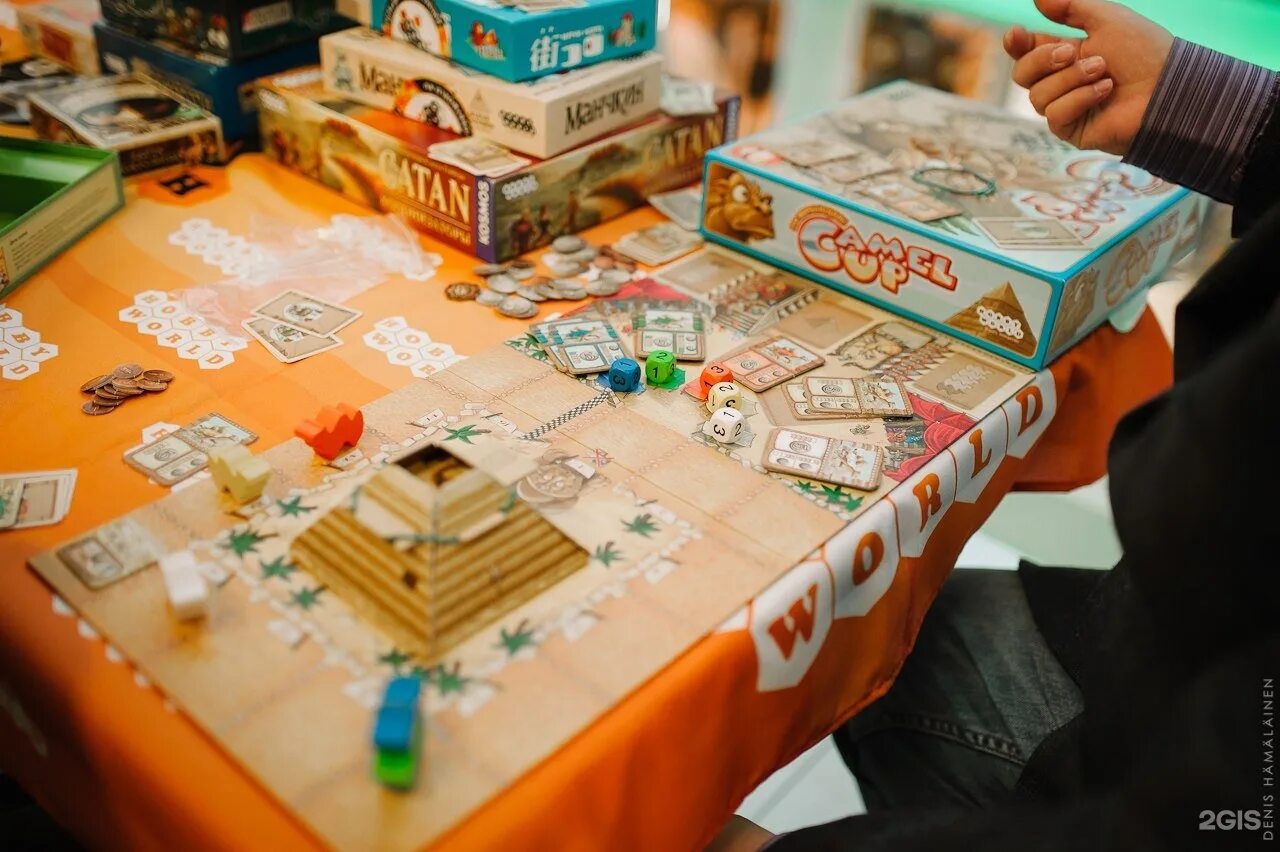 Hobbygames тюмень. Магазин настолок. Интернет магазин с настольными играми. Магазин настольных игр. Интернет магазин с настольными играми.