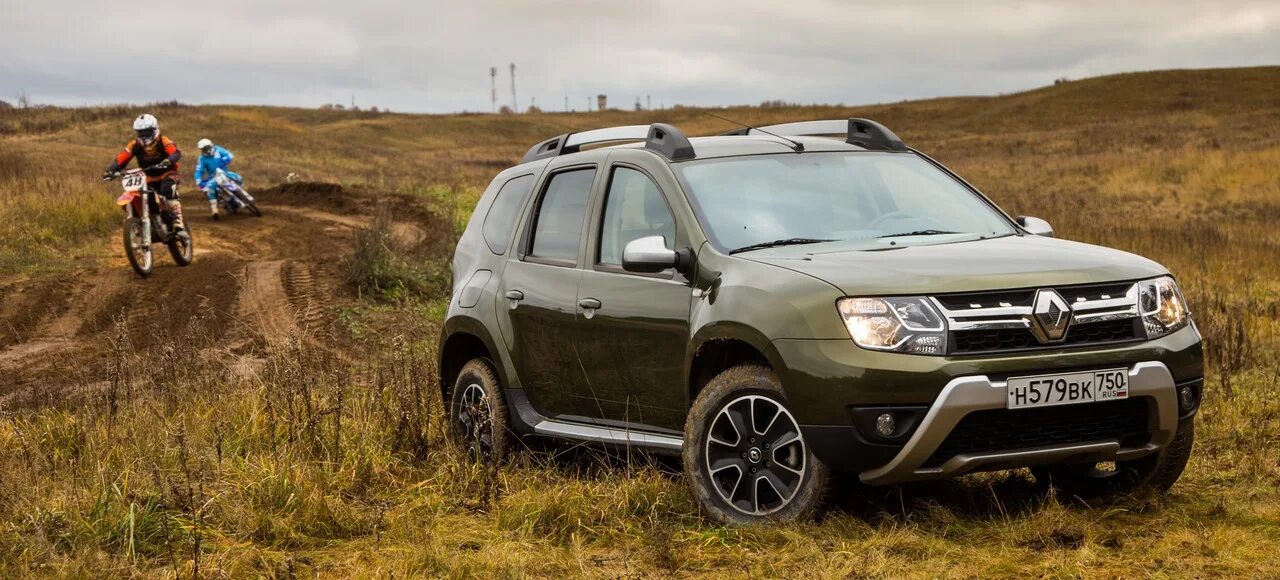 Renault duster dci. Renault duster. renault duster хаки. рено дастер драйв 2. рено дастер 2015 дизель.
