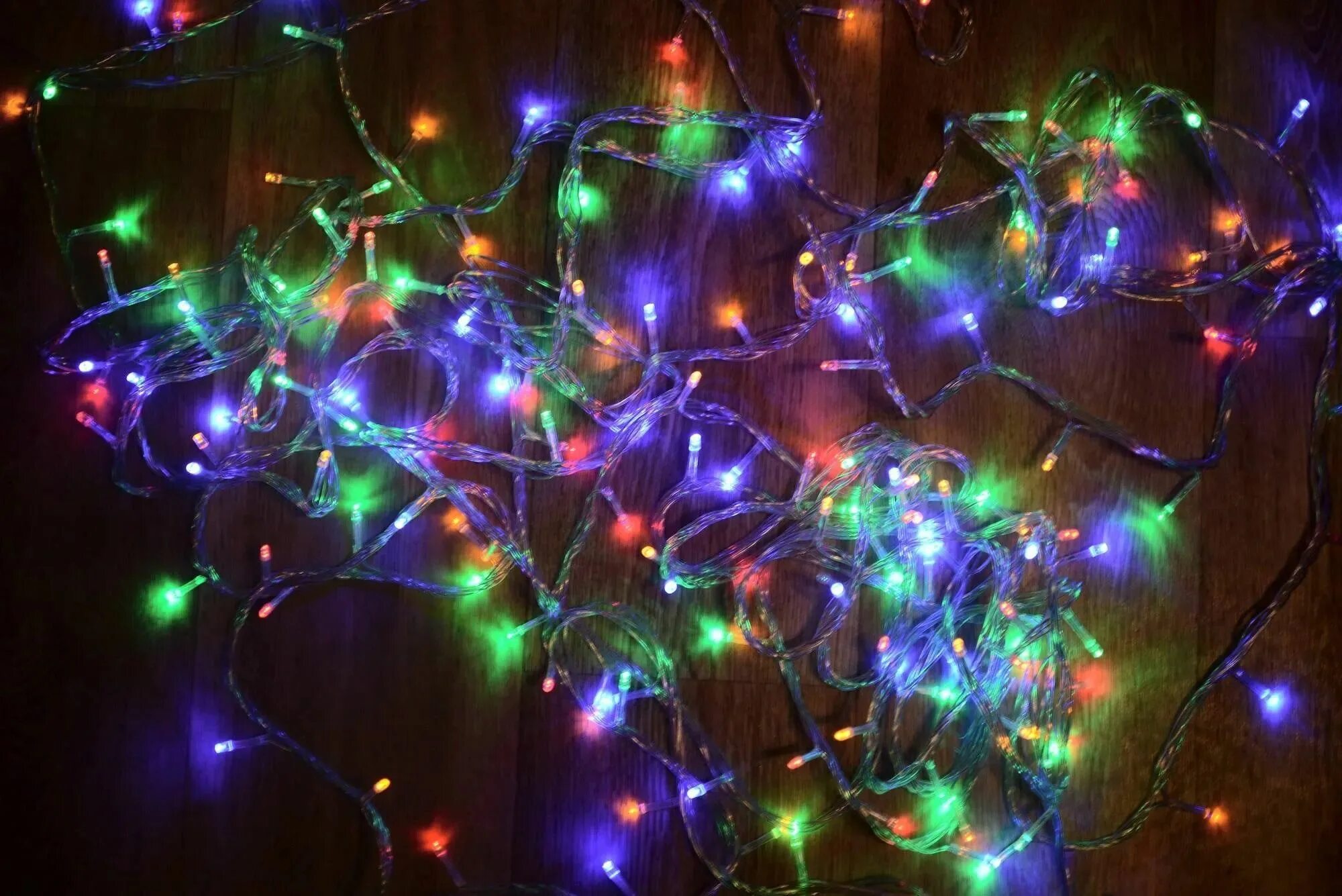Озон гирлянда. Гирлянда эл вьюн 9м 100 led мультицвет 8реж прозр 384-022. гирлянда 200 ламп 30 метров, синий. электрогирлянда светодиодная led100-8w, 8 метров,. kd 200l гирлянда hjcd.