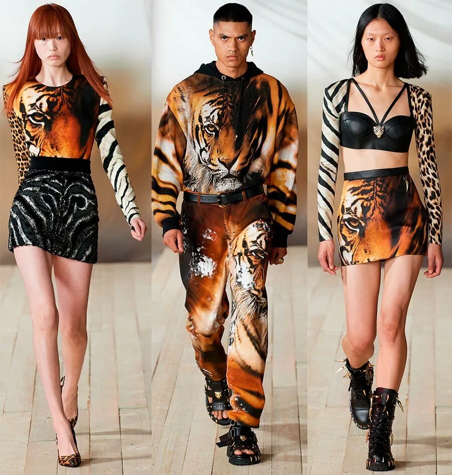 Роберто Кавалли платье тигровый принт. Тигровая одежда. Тигриный принт в одежде. Одежда с тигровым принтом.