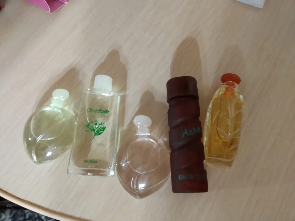 Ив роше пробники духов. Ив роше миниатюры. Evidence yves rocher миниатюра. Миниатюра ив роше духи 5мл. Набор миниатюр ив роше.