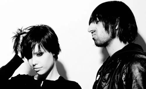 Crystal castles it fit. итан кэт. Crystal castles it fit. Crystal castles солистка. Crystal castles it fit.