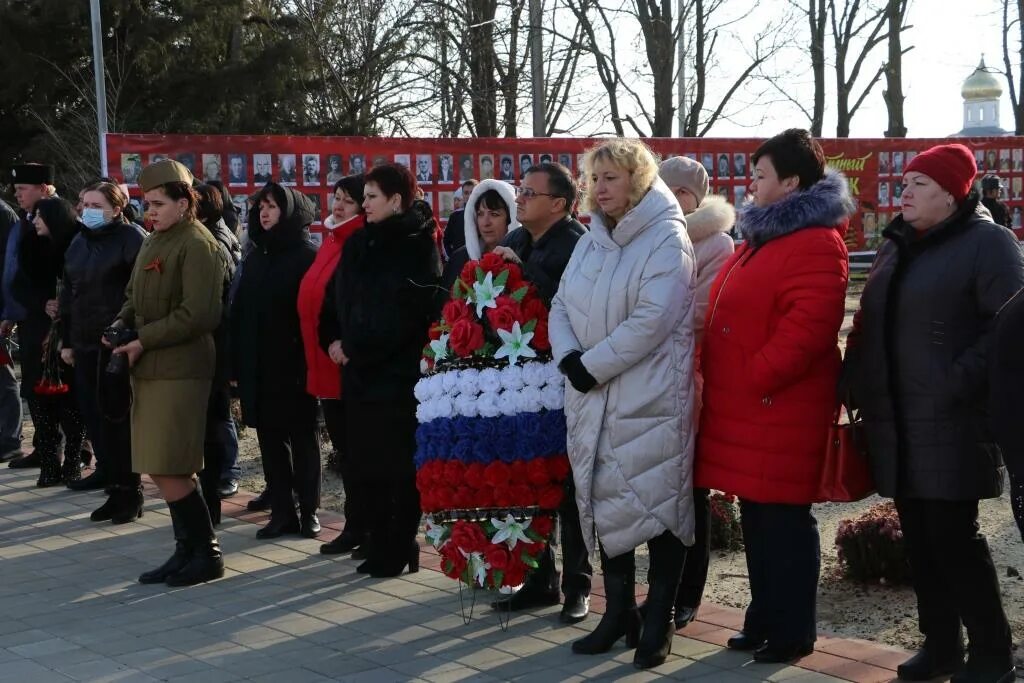 Кдц ловлинская. Погода в ловлинской. Станица ловлинская. Погода в ловлинской. Выпускники садика 2015 года в ст ловлинская.
