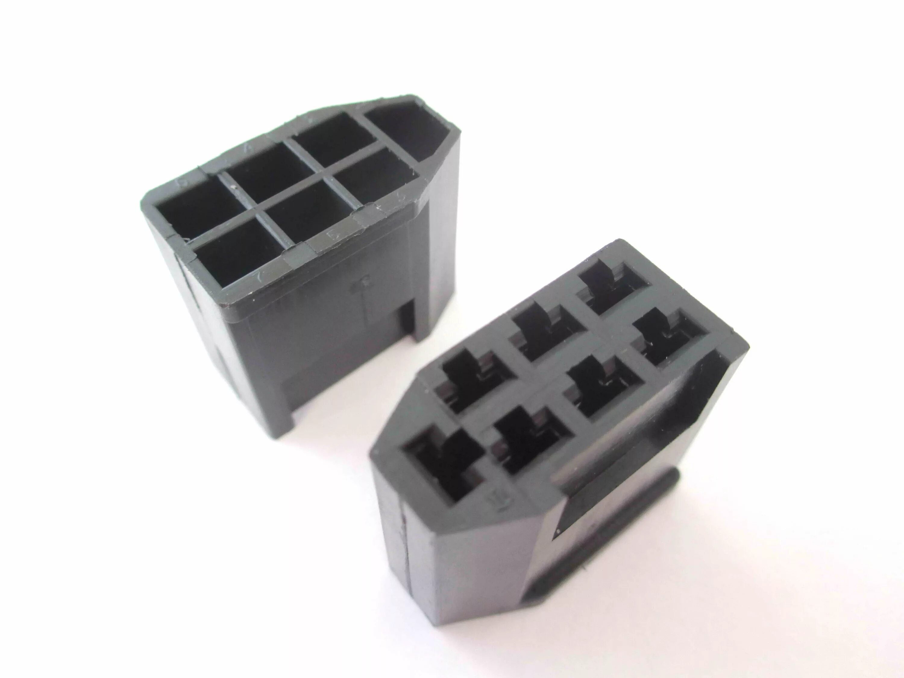 Колодка гнездовая 2108-3724365. 615606 колодка колодка гнездовая. Колодка гнездовая 54200207. Колодка гнездовая. Колодка гнездовая.