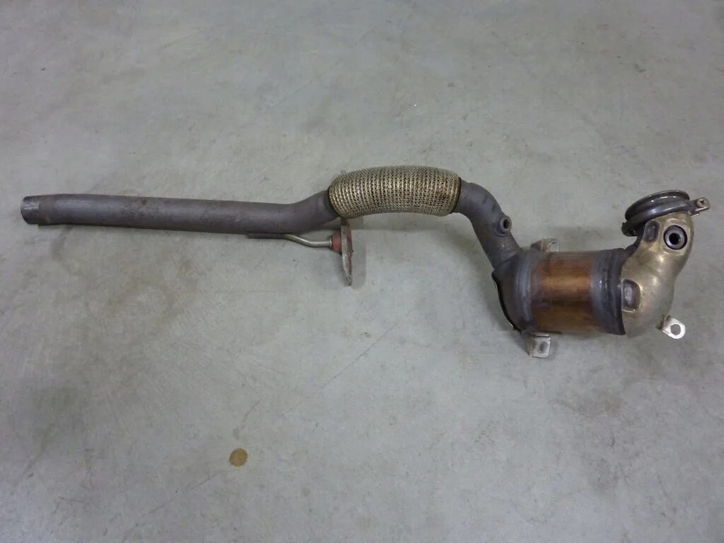 Выхлопная система 1. 1k0254201cx. Катализатор skoda yeti 1. Катализатор 1. Катализатор тигуан 2.