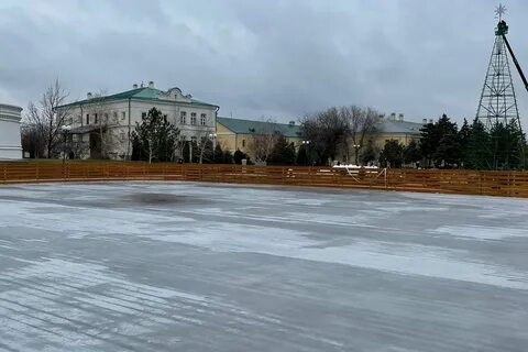 Каток в астраханском кремле