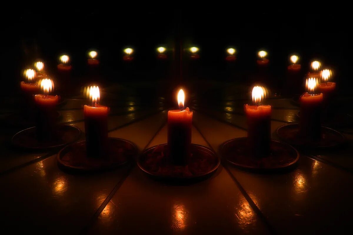 Ритуальные свечи. Ритуалы со свечами. Круг из свечей. Много свечей.