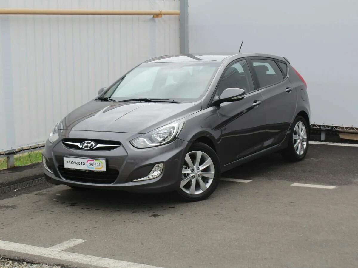 Hyundai solaris рестайлинг 2015 1. Солярис 2011 седан. Хендай солярис 2014 1,4 акпп. Хендай солярис седан 2015 серый. 4.