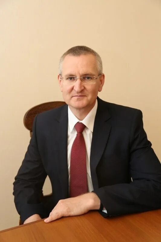 должностные проректор