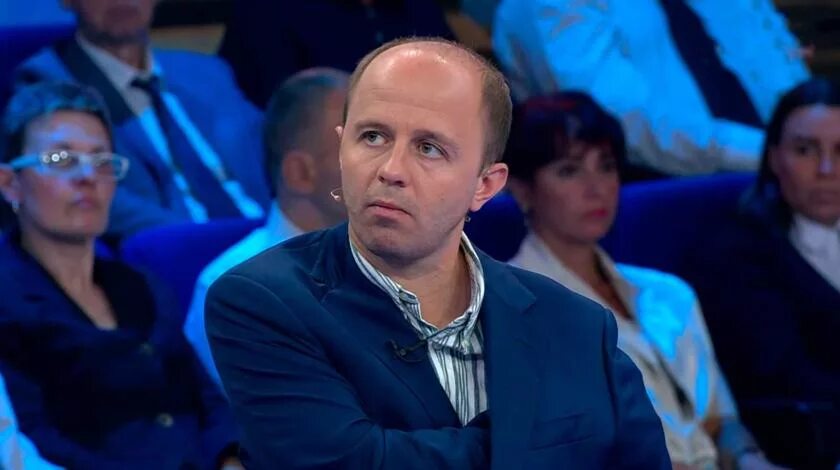 Ведущие египетского телевидения. Отстранили от эфира. Отстранили от эфира. Кот губерниева. Отстранили от эфира.