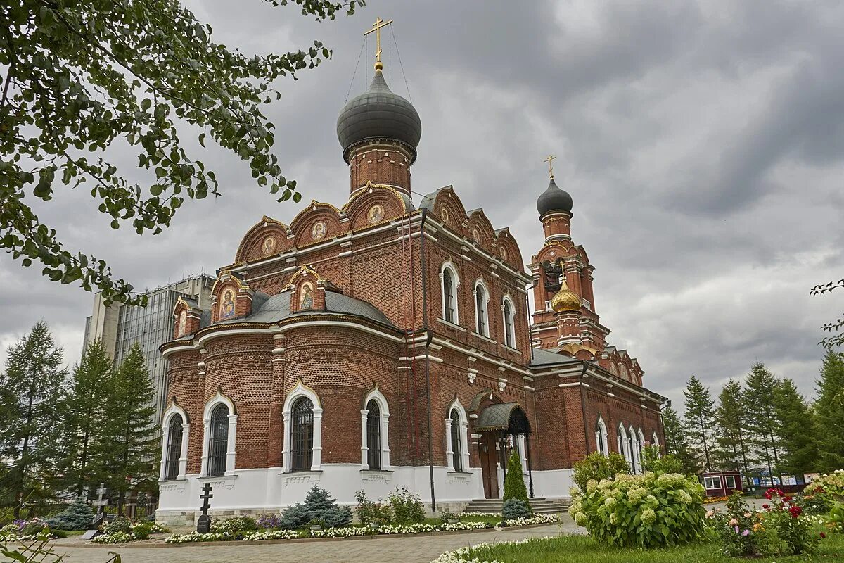 Храм святого владимира в тушино. Церковь Преображения Господня в Тушино. Храм Преображения Господня в Тушине. Церковь на Спасе Волоколамское шоссе. Спасо-Преображенский монастырь в Тушино.