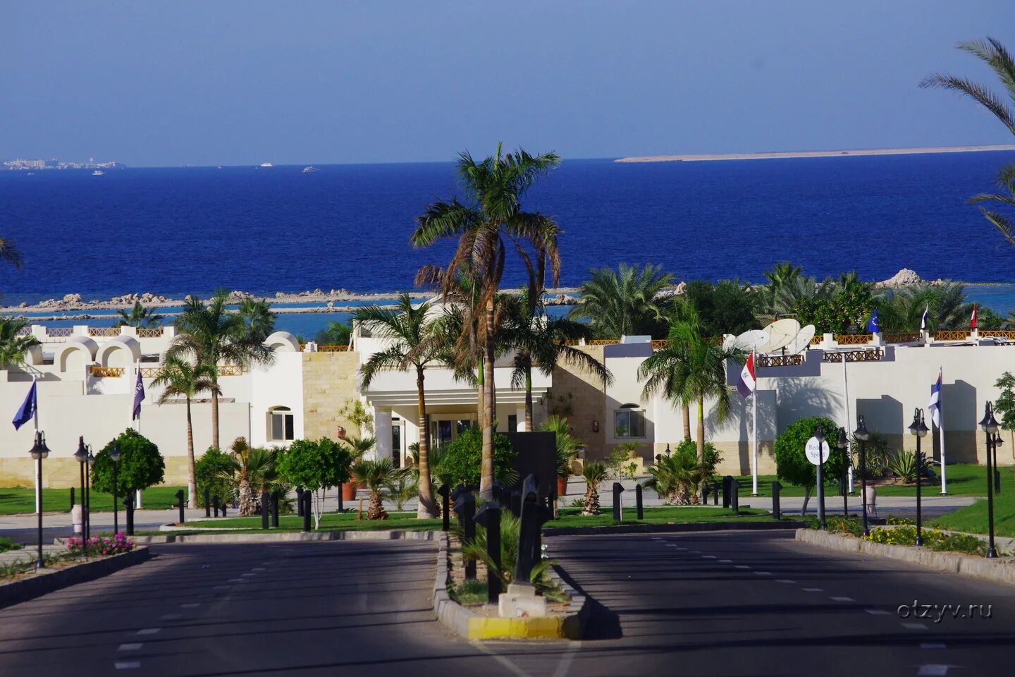 Rotana coral. Coral Beach Resort 4 Хургада. Египет корол Бич Резорт. Отель Корал Бич Хургада Египет. Ротана Корал Бич Хургада.