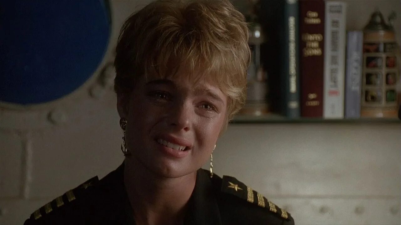 Захват в осаде. Гэри бьюзи в осаде. Захват в осаде. Гэри бьюзи в осаде. В осаде 1 гэри бьюзи.