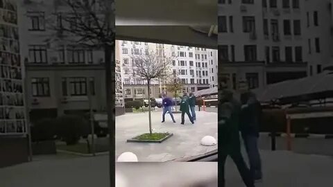 Бешеная бабка подралась с гордоном