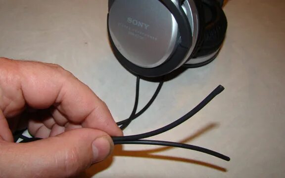 Наушники mdr-1am2. Сони wh-1000xm5. Как проверить наушники sony. Наушники сони профессиональные. Sony mdr ex250ap.
