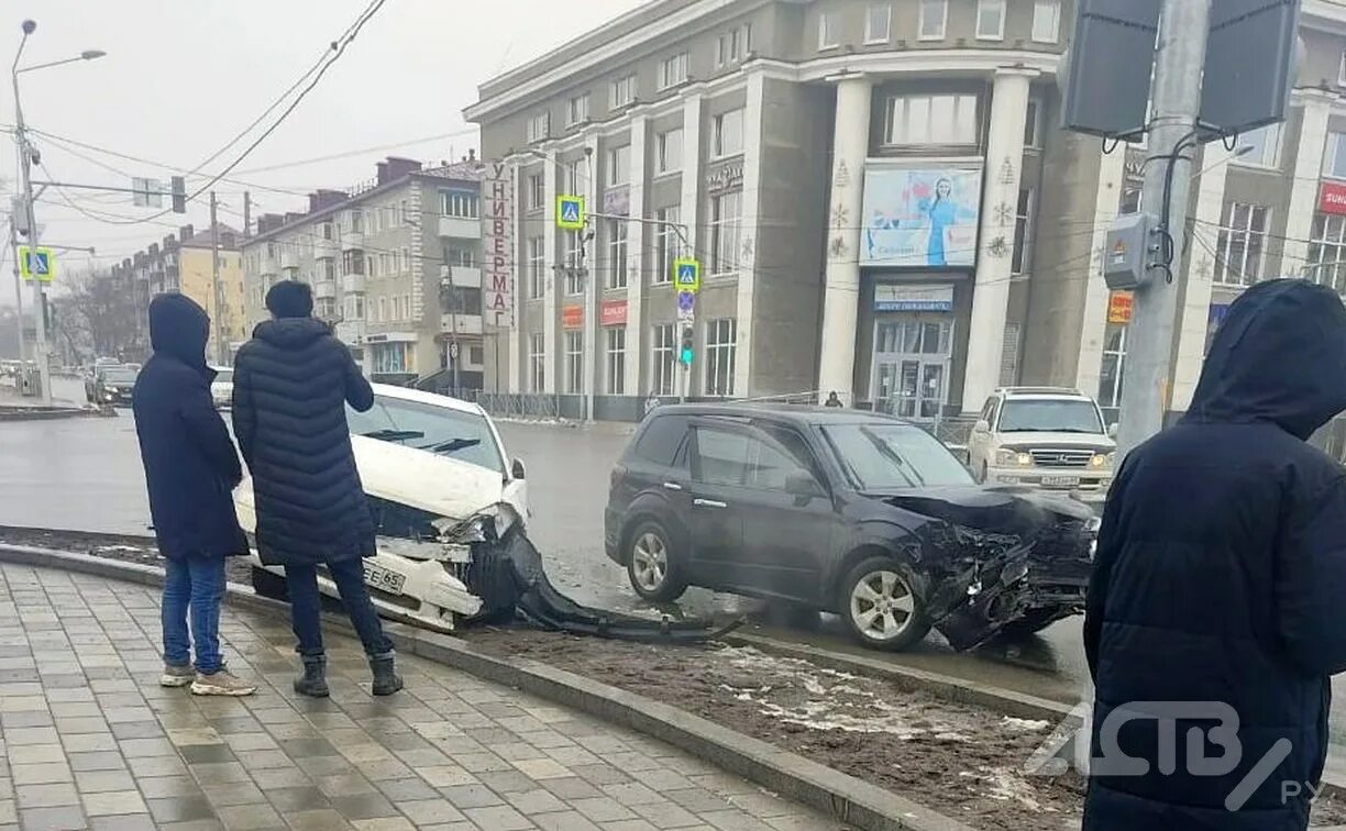 Свежие новости на аств. ЧП Сахалин происшествия 2023. ДТП Сахалин вчера на пешеходах. Стихийные происшествия на Сахалине.